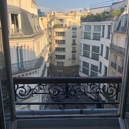 Invalides Tour Eiffel Apartment Paris